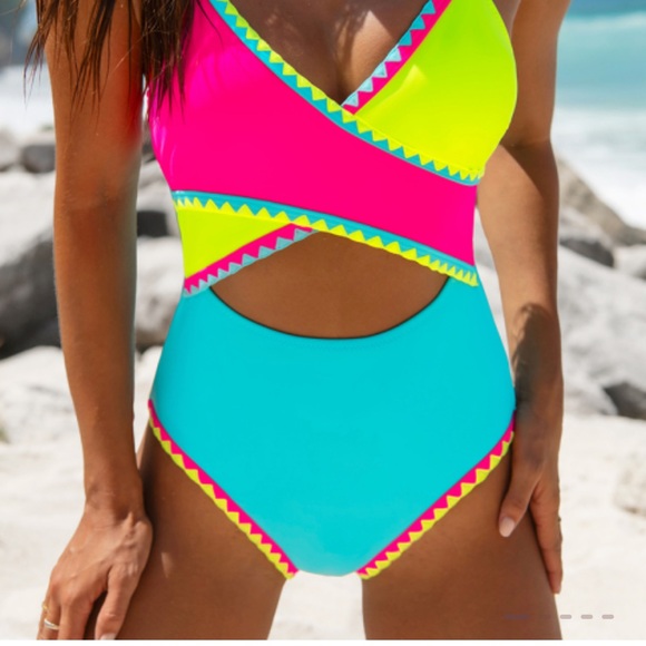 Popvil Wrap Shell Trim Cutout One Piece Swimsuit - Picture 2 of 2